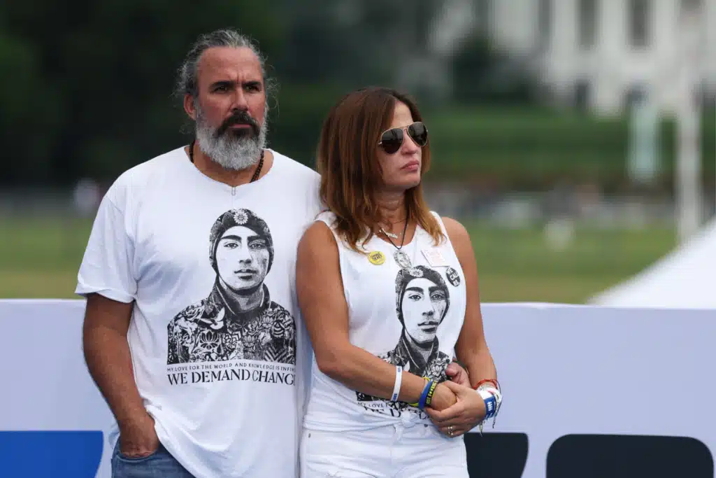 Permanent Link to Rolling Stone Magazine: Jim Acosta Just Interviewed an AI Version of a Parkland Victim